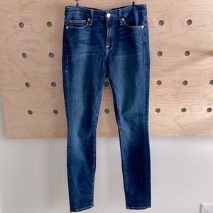 Good American Good Legs Jeans